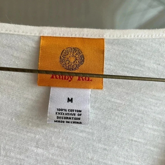 Ruby Rd. Cream 3/4 Sleeve Lace Detail M - Picture 3 of 3